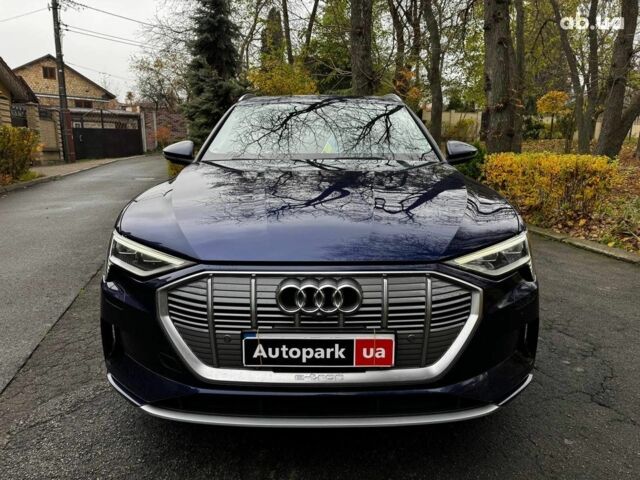 Синий Ауди E-Tron, объемом двигателя 0 л и пробегом 104 тыс. км за 33490 $, фото 1 на Automoto.ua