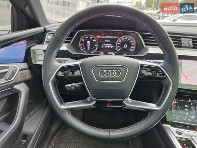 Синий Ауди E-Tron, объемом двигателя 0 л и пробегом 5 тыс. км за 58900 $, фото 16 на Automoto.ua