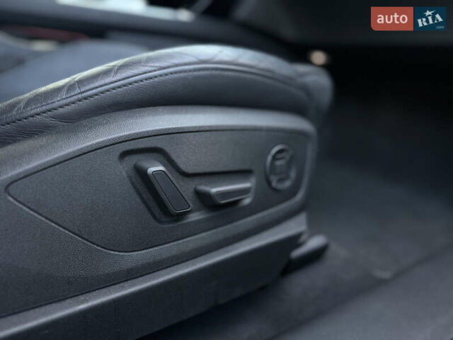 Синий Ауди E-Tron, объемом двигателя 0 л и пробегом 71 тыс. км за 28300 $, фото 22 на Automoto.ua