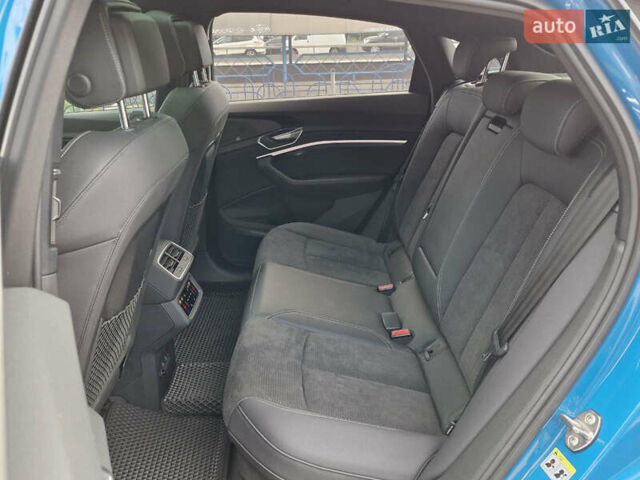 Синий Ауди E-Tron, объемом двигателя 0 л и пробегом 5 тыс. км за 58900 $, фото 13 на Automoto.ua