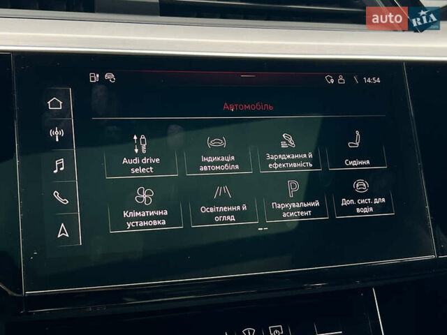 Синий Ауди E-Tron, объемом двигателя 0 л и пробегом 38 тыс. км за 39180 $, фото 94 на Automoto.ua