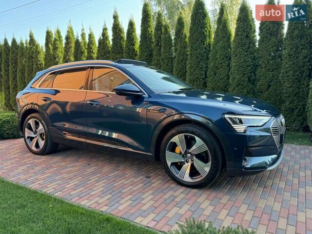 Синий Ауди E-Tron, объемом двигателя 0 л и пробегом 47 тыс. км за 36500 $, фото 6 на Automoto.ua