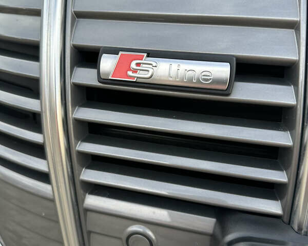 Синій Ауді E-Tron, об'ємом двигуна 0 л та пробігом 68 тис. км за 35500 $, фото 15 на Automoto.ua