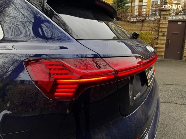 Синий Ауди E-Tron, объемом двигателя 0 л и пробегом 104 тыс. км за 33490 $, фото 11 на Automoto.ua