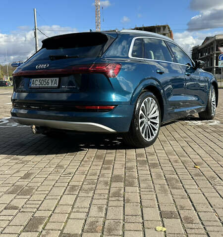 Ауді E-Tron 2020 у Володимир-Волинський на Automoto.ua Синій Ауді E-Tron, об'ємом двигуна 0 л та пробігом 220 тис. км за 25000 $, фото 8 на Automoto.ua