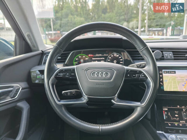 Ауди E-Tron 2020 в Киеве на Automoto.ua Синий Ауди E-Tron, объемом двигателя 0 л и пробегом 154 тыс. км за 29800 $, фото 22 на Automoto.ua