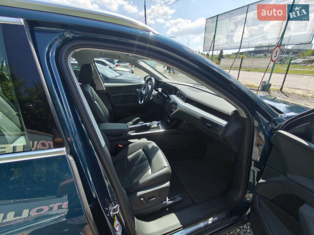 Ауди E-Tron 2020 в Киеве на Automoto.ua Синий Ауди E-Tron, объемом двигателя 0 л и пробегом 154 тыс. км за 29800 $, фото 15 на Automoto.ua