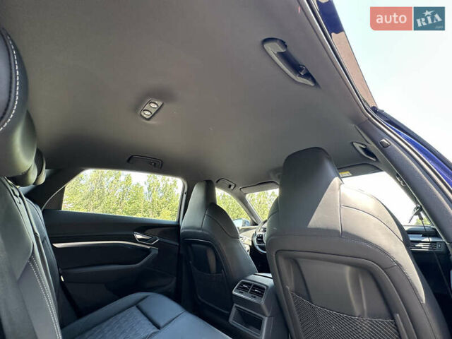 Синий Ауди E-Tron, объемом двигателя 0 л и пробегом 58 тыс. км за 43999 $, фото 87 на Automoto.ua