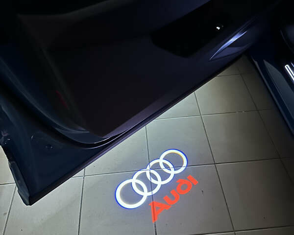 Синий Ауди E-Tron, объемом двигателя 0 л и пробегом 65 тыс. км за 38000 $, фото 16 на Automoto.ua