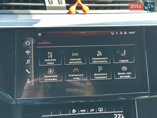 Синий Ауди E-Tron, объемом двигателя 0 л и пробегом 58 тыс. км за 43999 $, фото 119 на Automoto.ua