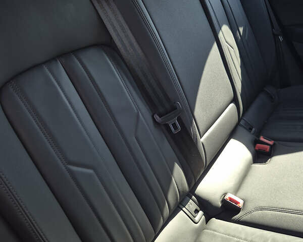 Синий Ауди E-Tron, объемом двигателя 0 л и пробегом 170 тыс. км за 22500 $, фото 12 на Automoto.ua