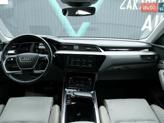 Синій Ауді E-Tron, об'ємом двигуна 0 л та пробігом 80 тис. км за 44500 $, фото 20 на Automoto.ua