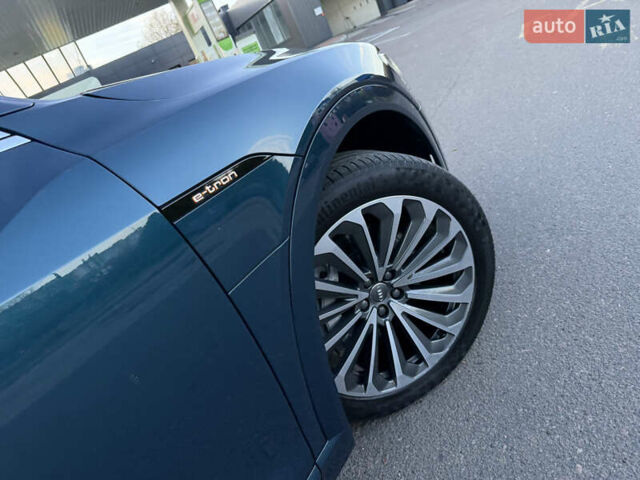 Синій Ауді E-Tron, об'ємом двигуна 0 л та пробігом 170 тис. км за 26499 $, фото 39 на Automoto.ua