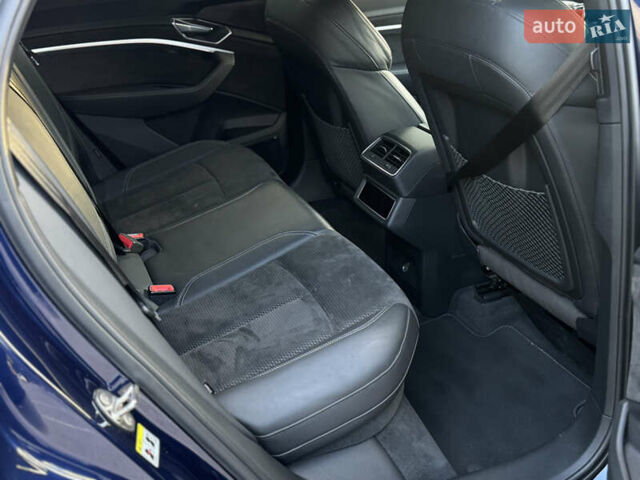 Синий Ауди E-Tron, объемом двигателя 0 л и пробегом 71 тыс. км за 28300 $, фото 17 на Automoto.ua
