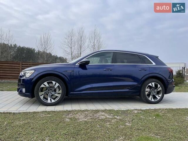 Синий Ауди E-Tron, объемом двигателя 0 л и пробегом 55 тыс. км за 37500 $, фото 1 на Automoto.ua