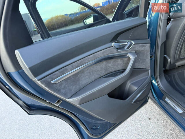 Синій Ауді E-Tron, об'ємом двигуна 0 л та пробігом 170 тис. км за 26499 $, фото 52 на Automoto.ua