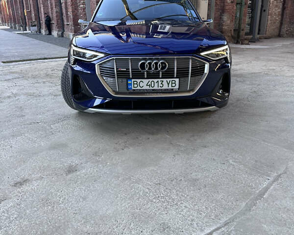 Синій Ауді E-Tron, об'ємом двигуна 0 л та пробігом 68 тис. км за 35500 $, фото 6 на Automoto.ua
