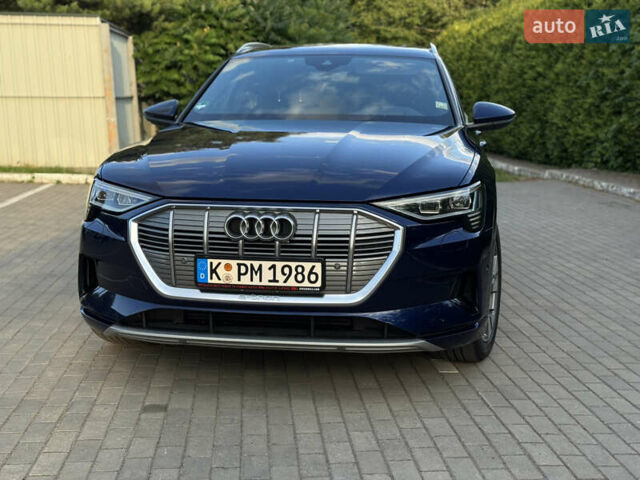 Синій Ауді E-Tron, об'ємом двигуна 0 л та пробігом 68 тис. км за 27800 $, фото 9 на Automoto.ua
