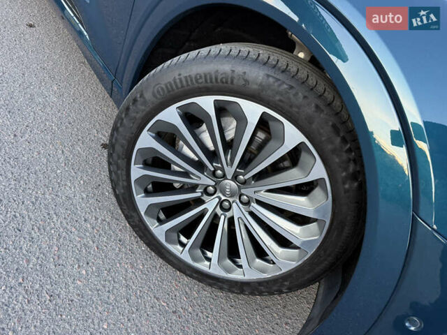 Синій Ауді E-Tron, об'ємом двигуна 0 л та пробігом 170 тис. км за 26499 $, фото 6 на Automoto.ua