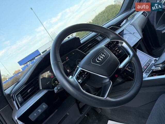 Синій Ауді E-Tron, об'ємом двигуна 0 л та пробігом 170 тис. км за 26499 $, фото 45 на Automoto.ua