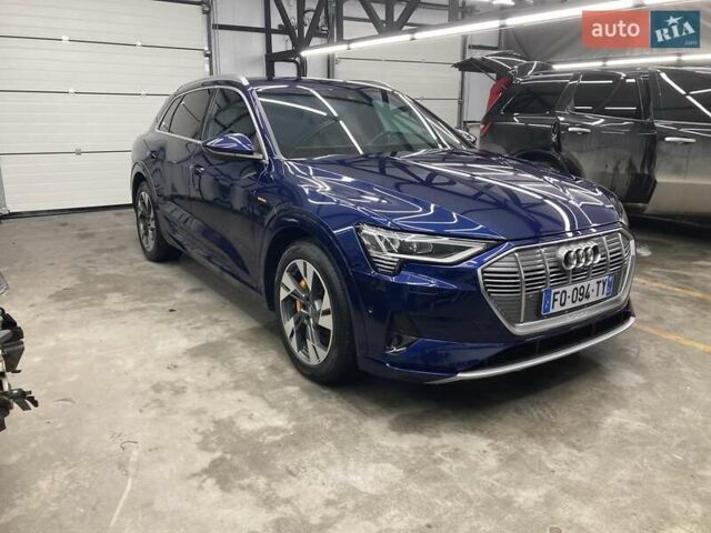 Синий Ауди E-Tron, объемом двигателя 0 л и пробегом 75 тыс. км за 45652 $, фото 9 на Automoto.ua