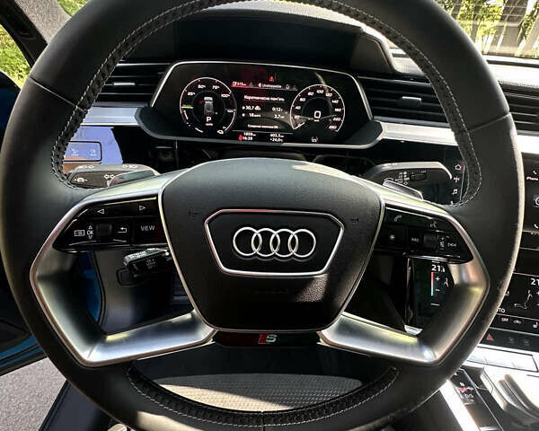 Синий Ауди E-Tron, объемом двигателя 0 л и пробегом 11 тыс. км за 48000 $, фото 25 на Automoto.ua