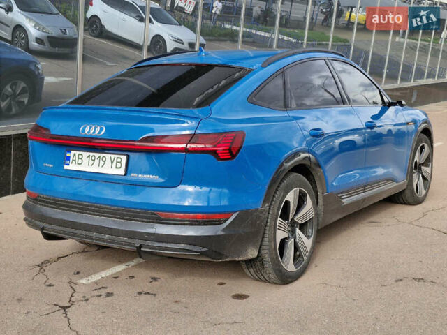 Синий Ауди E-Tron, объемом двигателя 0 л и пробегом 5 тыс. км за 58900 $, фото 2 на Automoto.ua
