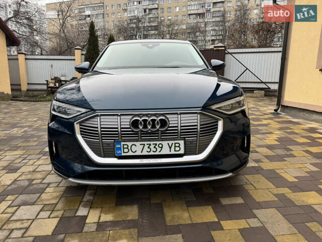 Синий Ауди E-Tron, объемом двигателя 0 л и пробегом 52 тыс. км за 35000 $, фото 5 на Automoto.ua