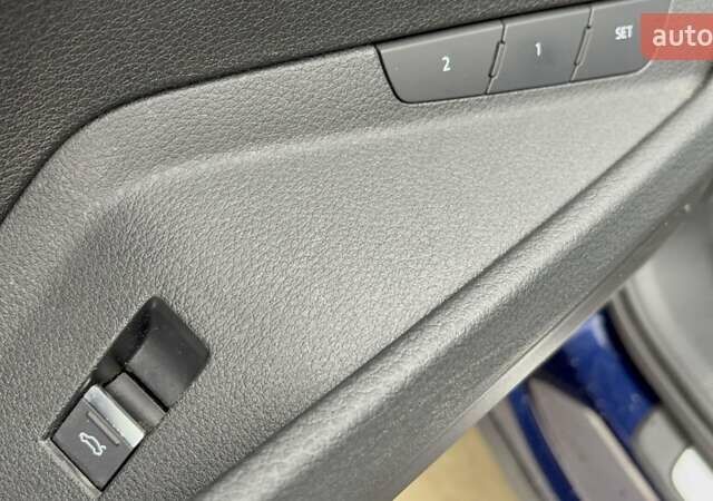 Синій Ауді E-Tron, об'ємом двигуна 0 л та пробігом 95 тис. км за 33700 $, фото 15 на Automoto.ua