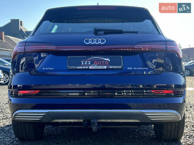 Синий Ауди E-Tron, объемом двигателя 0 л и пробегом 40 тыс. км за 36514 $, фото 6 на Automoto.ua