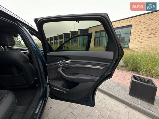Синий Ауди E-Tron, объемом двигателя 0 л и пробегом 85 тыс. км за 38999 $, фото 18 на Automoto.ua