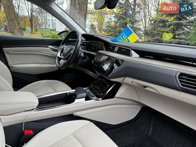 Синий Ауди E-Tron, объемом двигателя 0 л и пробегом 104 тыс. км за 33490 $, фото 40 на Automoto.ua