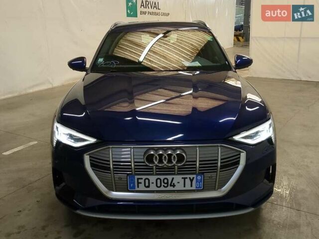 Синий Ауди E-Tron, объемом двигателя 0 л и пробегом 75 тыс. км за 45652 $, фото 2 на Automoto.ua