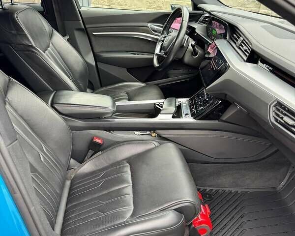 Синій Ауді E-Tron, об'ємом двигуна 0 л та пробігом 230 тис. км за 27900 $, фото 20 на Automoto.ua