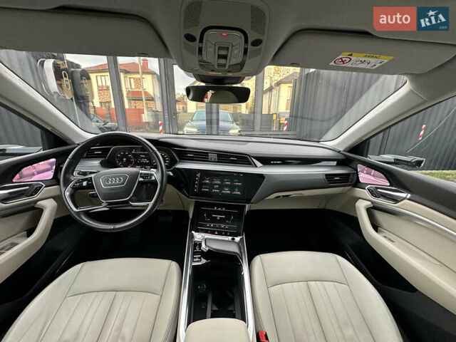 Синий Ауди E-Tron, объемом двигателя 0 л и пробегом 70 тыс. км за 34700 $, фото 24 на Automoto.ua