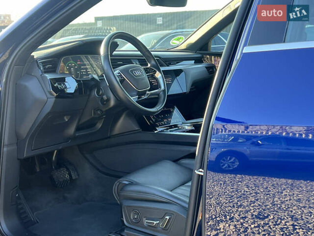 Синий Ауди E-Tron, объемом двигателя 0 л и пробегом 40 тыс. км за 36514 $, фото 30 на Automoto.ua