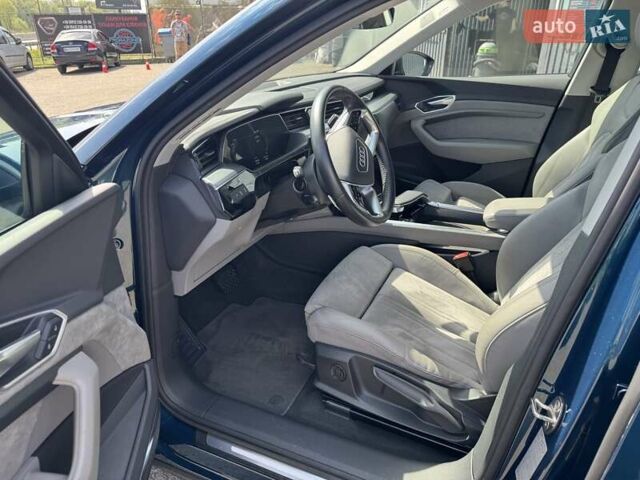 Синій Ауді E-Tron, об'ємом двигуна 0 л та пробігом 78 тис. км за 36700 $, фото 10 на Automoto.ua