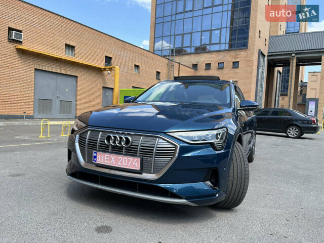 Синий Ауди E-Tron, объемом двигателя 0 л и пробегом 126 тыс. км за 25900 $, фото 113 на Automoto.ua
