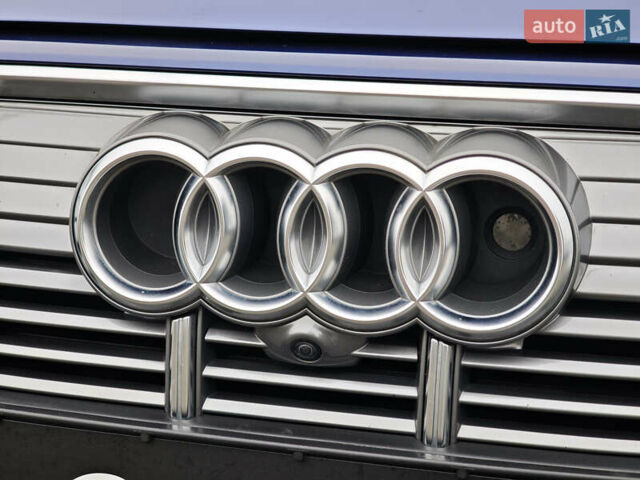 Синий Ауди E-Tron, объемом двигателя 0 л и пробегом 95 тыс. км за 34999 $, фото 13 на Automoto.ua