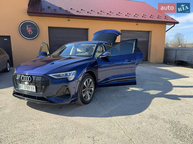 Синий Ауди E-Tron, объемом двигателя 0 л и пробегом 46 тыс. км за 35900 $, фото 5 на Automoto.ua