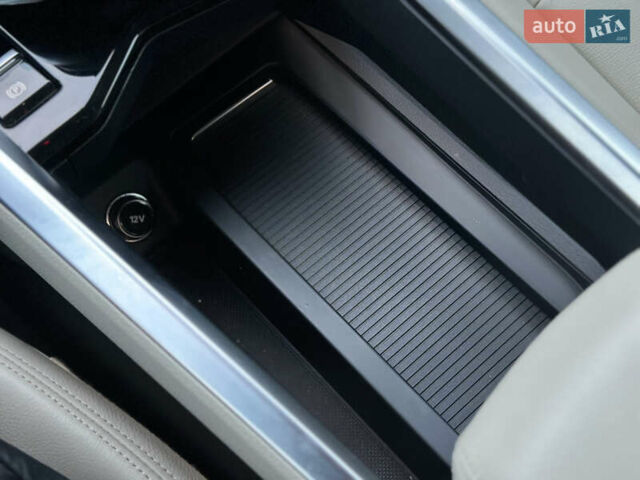 Синій Ауді E-Tron, об'ємом двигуна 0 л та пробігом 75 тис. км за 35900 $, фото 71 на Automoto.ua