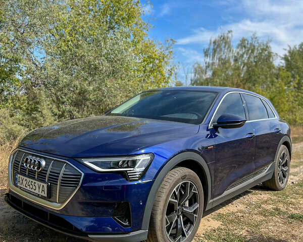 Синий Ауди E-Tron, объемом двигателя 0 л и пробегом 38 тыс. км за 30000 $, фото 1 на Automoto.ua