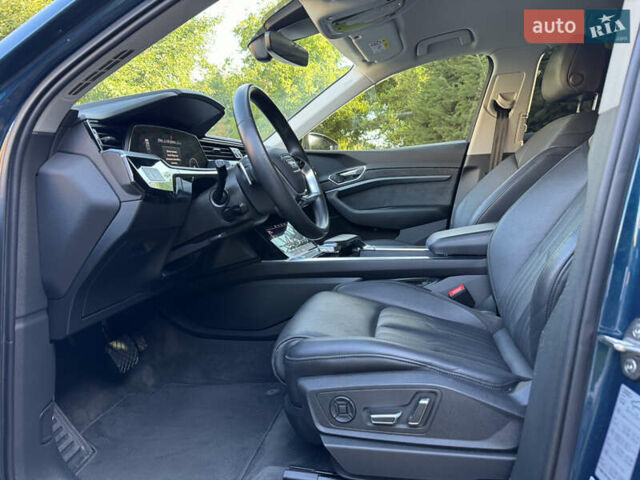 Синій Ауді E-Tron, об'ємом двигуна 0 л та пробігом 58 тис. км за 31500 $, фото 19 на Automoto.ua