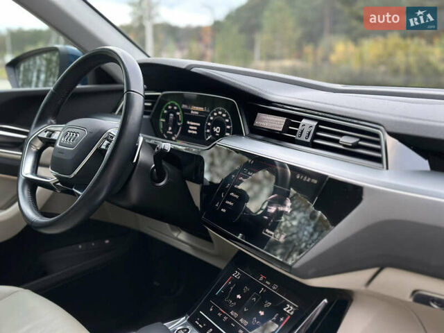 Синій Ауді E-Tron, об'ємом двигуна 0 л та пробігом 75 тис. км за 35900 $, фото 48 на Automoto.ua