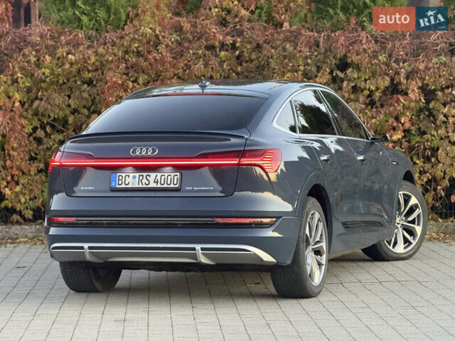 Ауді E-Tron 2021 у Львові на Automoto.ua Синій Ауді E-Tron, об'ємом двигуна 0 л та пробігом 98 тис. км за 31700 $, фото 6 на Automoto.ua