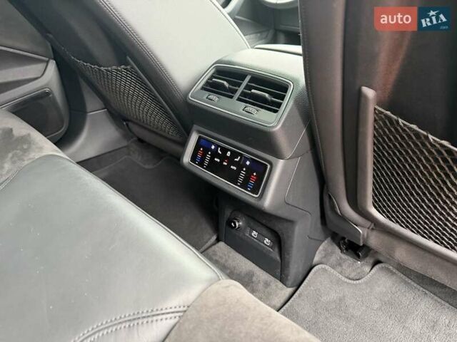Синий Ауди E-Tron, объемом двигателя 0 л и пробегом 71 тыс. км за 38900 $, фото 19 на Automoto.ua