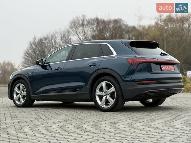Синий Ауди E-Tron, объемом двигателя 0 л и пробегом 69 тыс. км за 32700 $, фото 6 на Automoto.ua