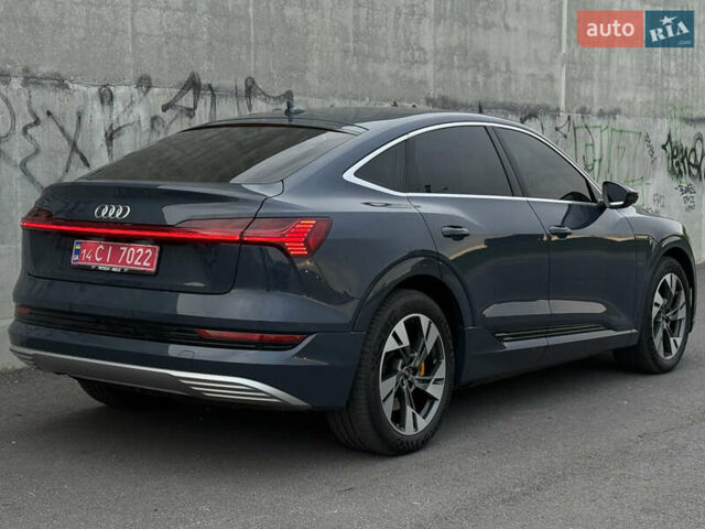 Ауді E-Tron 2021 у Львові на Automoto.ua Синій Ауді E-Tron, об'ємом двигуна 0 л та пробігом 73 тис. км за 38520 $, фото 15 на Automoto.ua