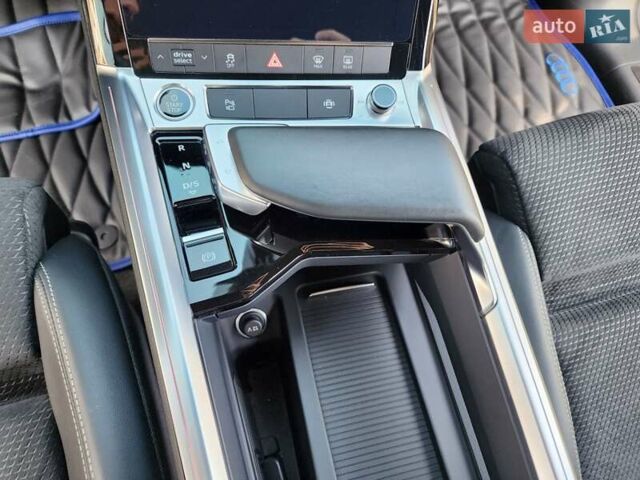 Синий Ауди E-Tron, объемом двигателя 0 л и пробегом 69 тыс. км за 38000 $, фото 44 на Automoto.ua