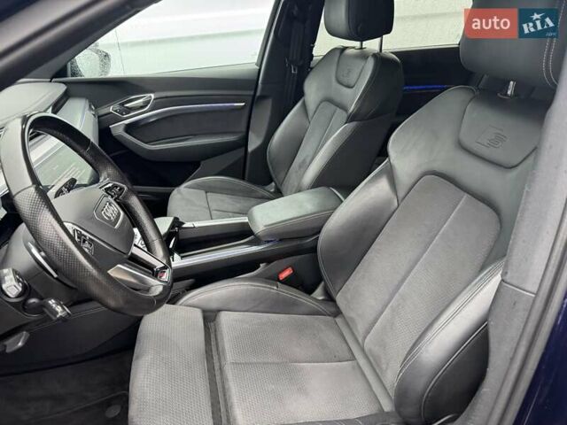Синій Ауді E-Tron, об'ємом двигуна 0 л та пробігом 136 тис. км за 33900 $, фото 11 на Automoto.ua